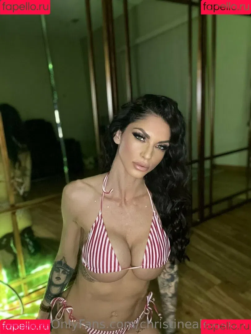 christinealexisxxx Onlyfans Photo Gallery 