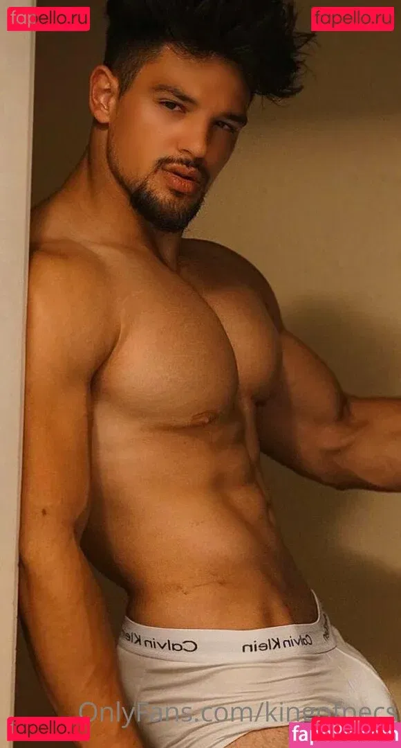 kingofpecs Onlyfans Photo Gallery 