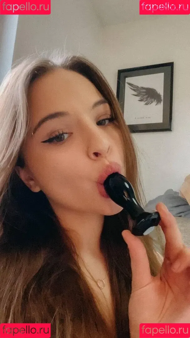JuliaJuliett Onlyfans Photo Gallery 