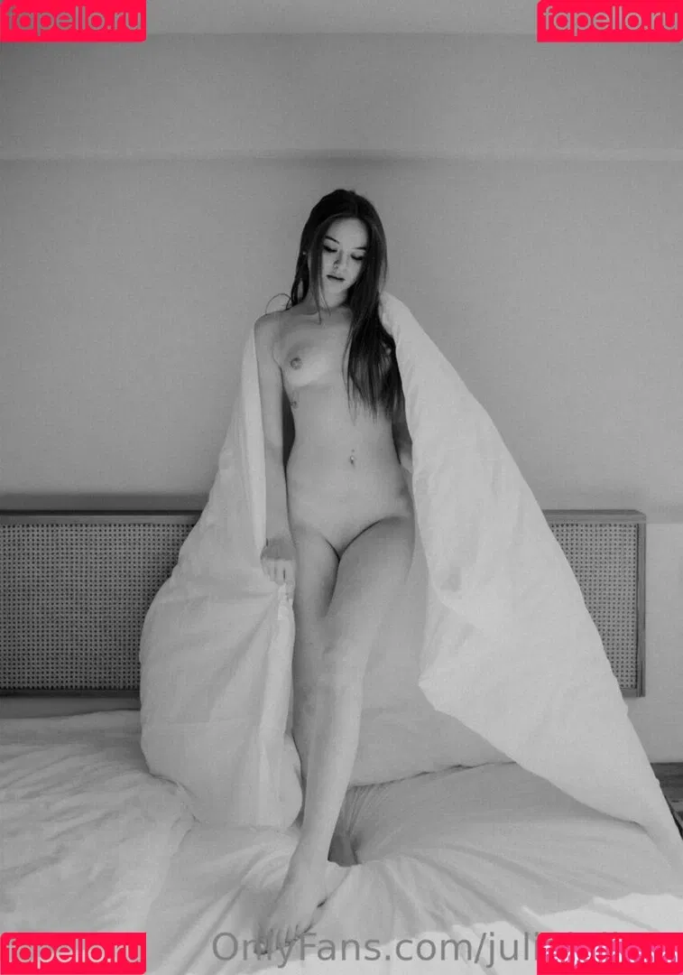 JuliaJuliett Onlyfans Photo Gallery 