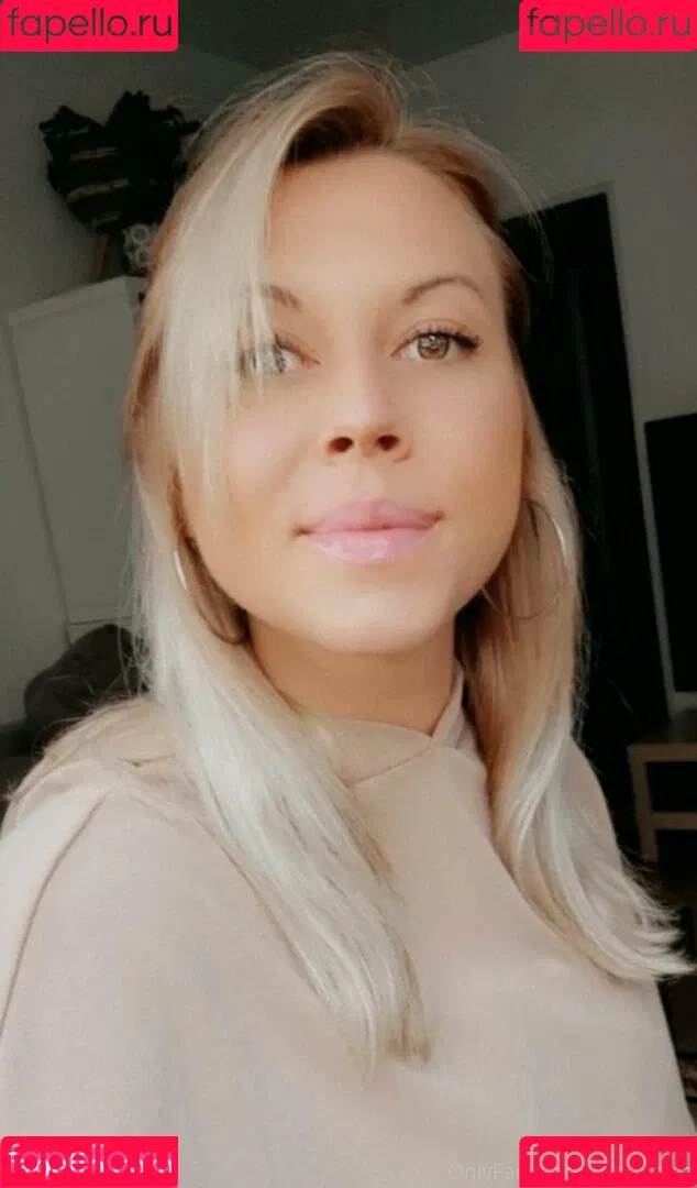 benzpaula Onlyfans Photo Gallery 