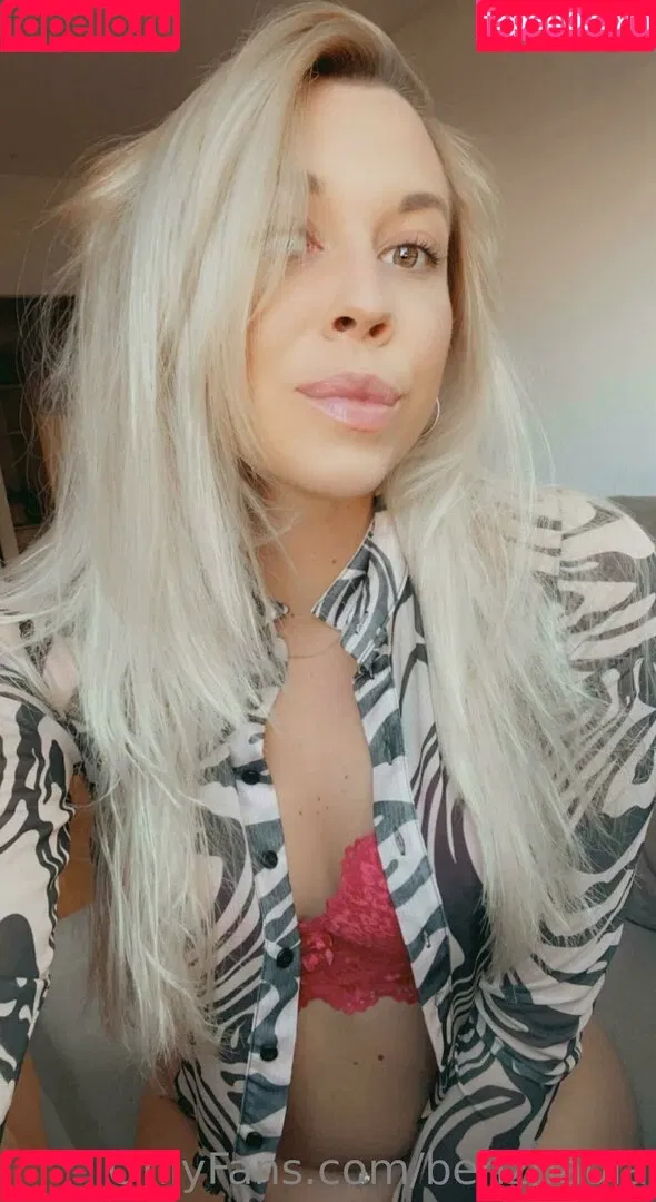 benzpaula Onlyfans Photo Gallery 