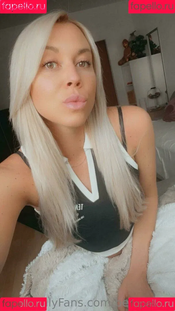 benzpaula Onlyfans Photo Gallery 