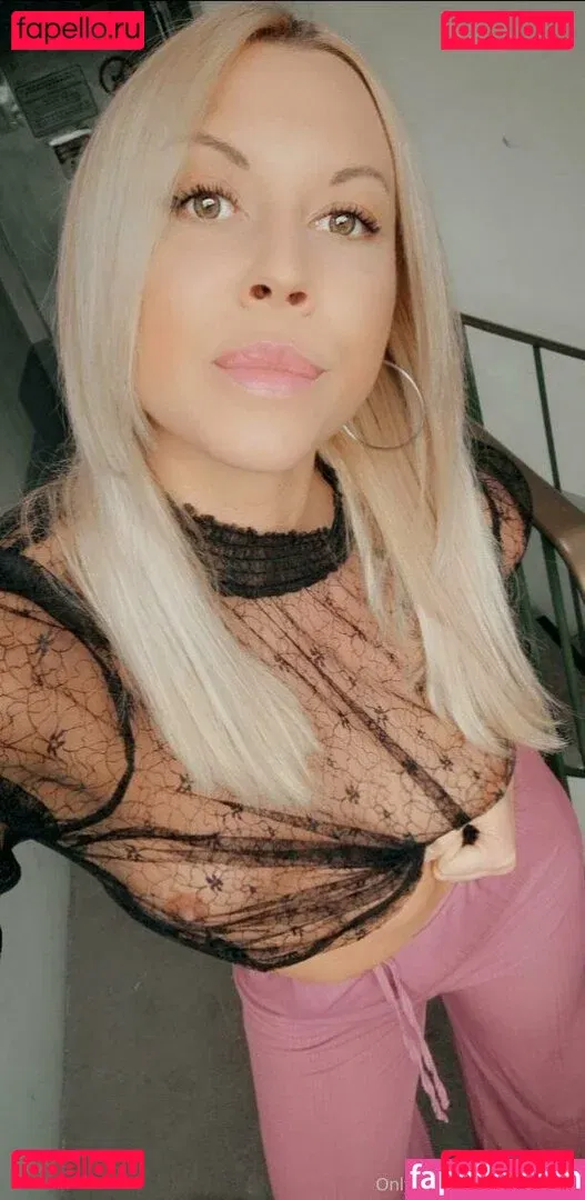 benzpaula Onlyfans Photo Gallery 