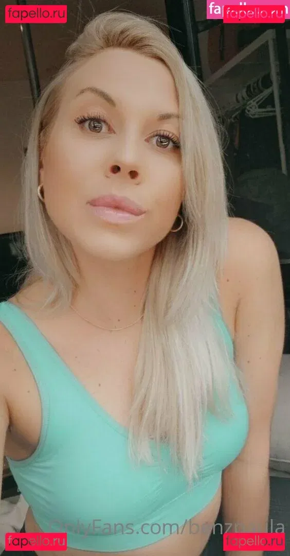 benzpaula Onlyfans Photo Gallery 