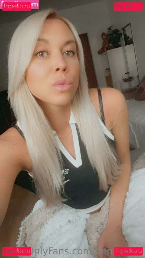 benzpaula Onlyfans Photo Gallery 