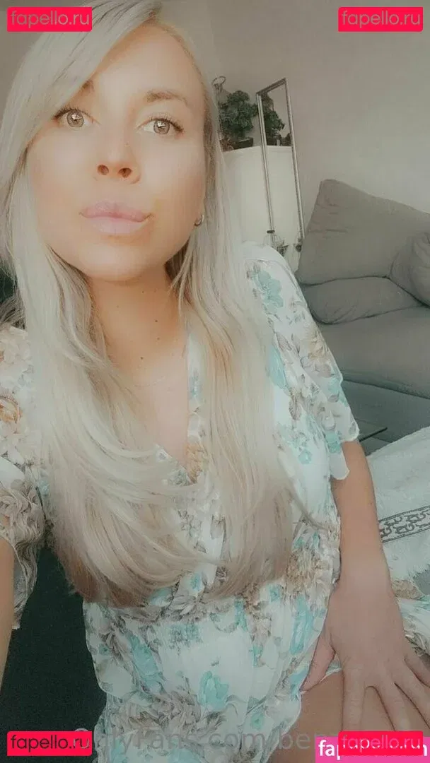 benzpaula Onlyfans Photo Gallery 