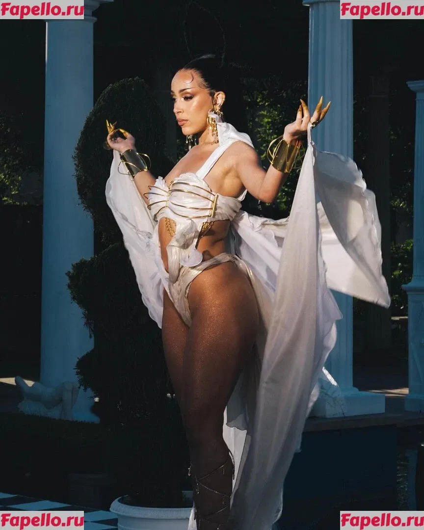 Doja Cat Onlyfans Photo Gallery 