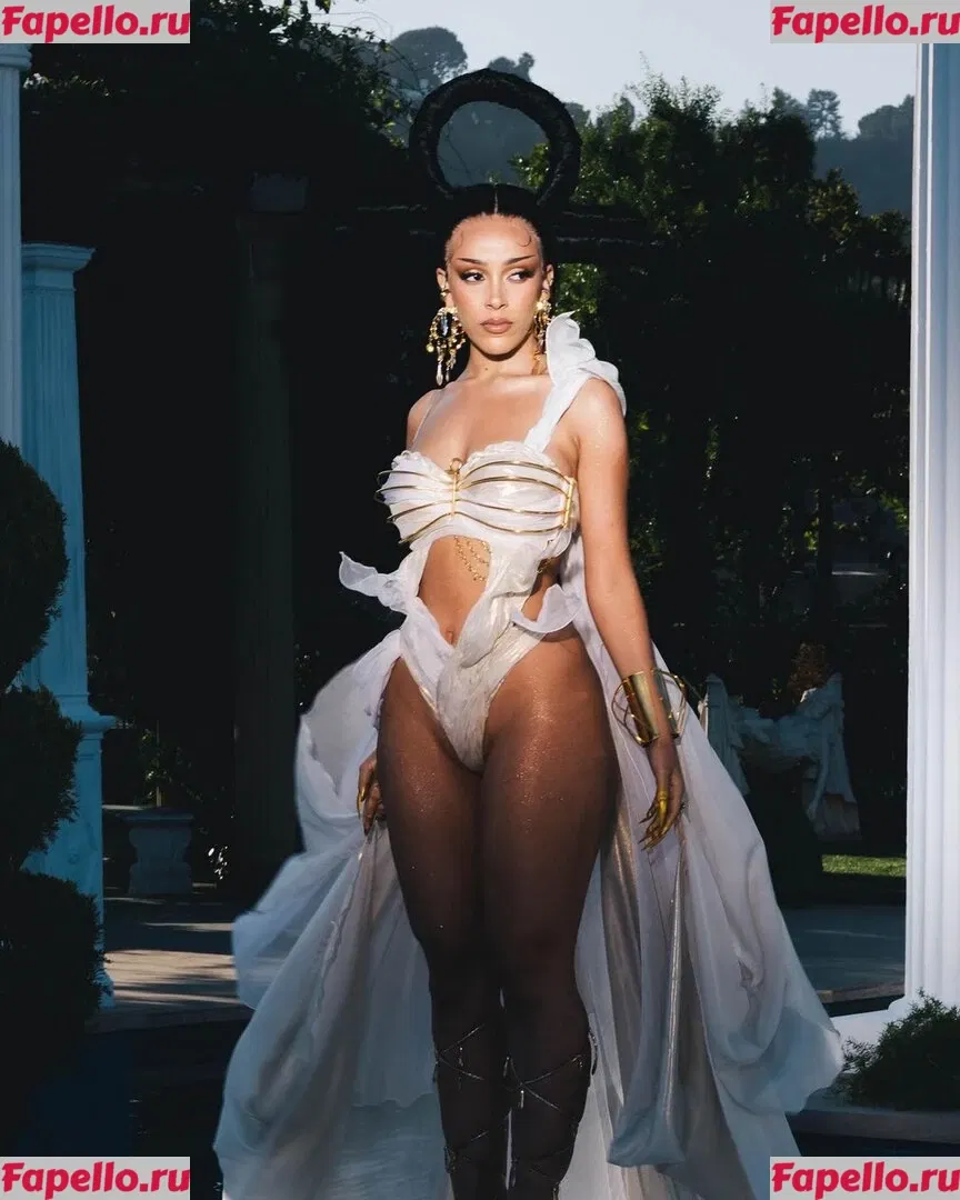 Doja Cat Onlyfans Photo Gallery 