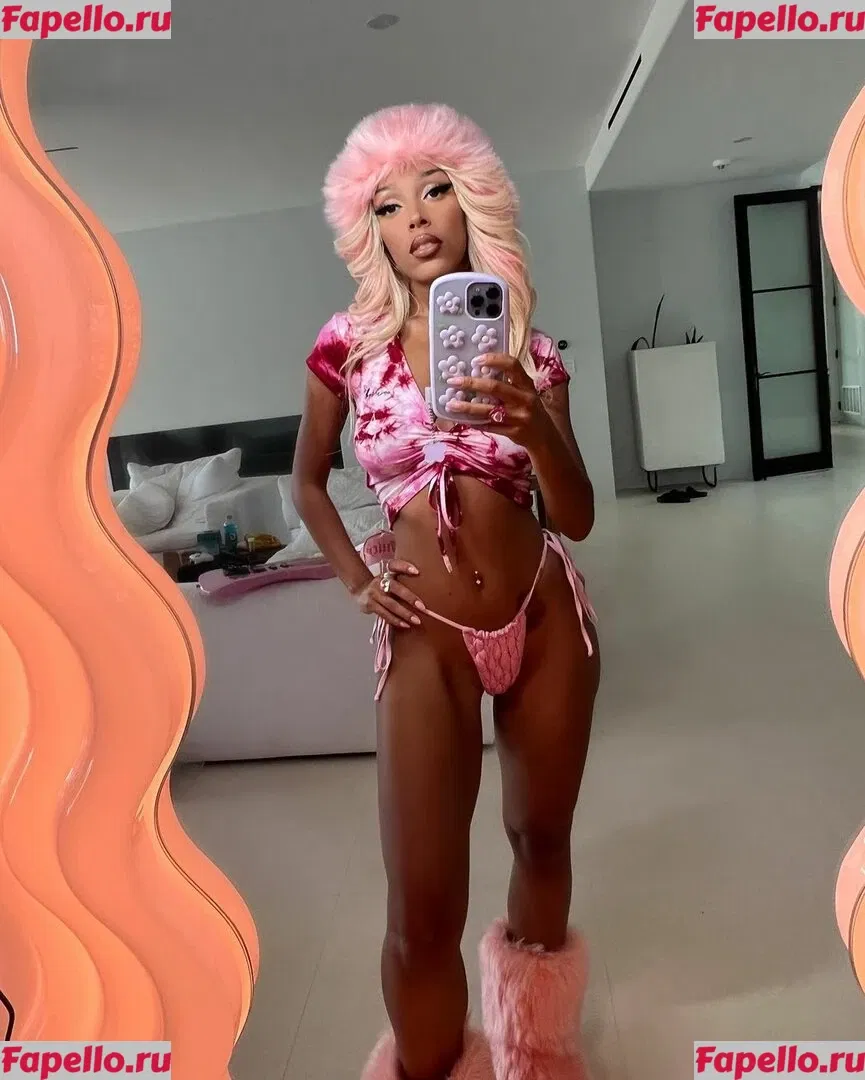 Doja Cat Onlyfans Photo Gallery 