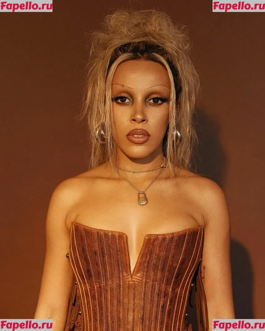 Doja Cat Onlyfans Photo Gallery 