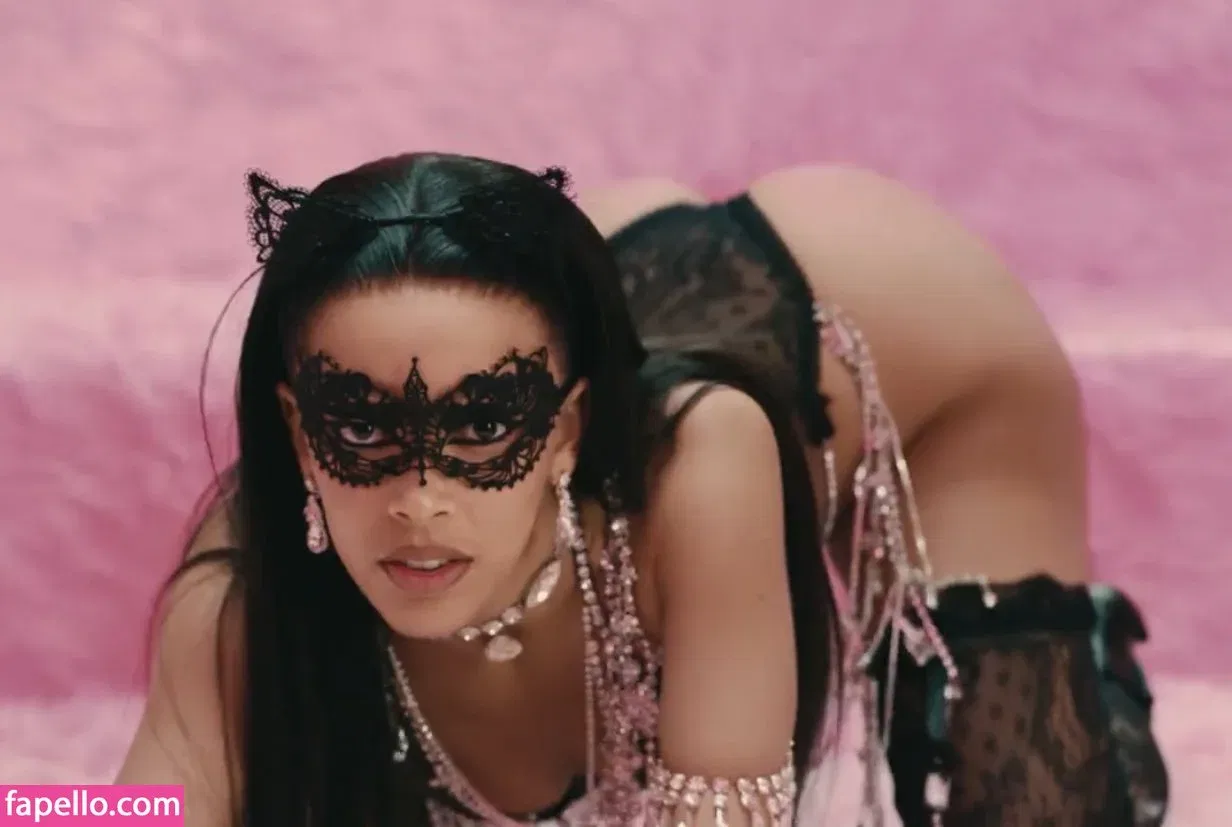 Doja Cat Onlyfans Photo Gallery 