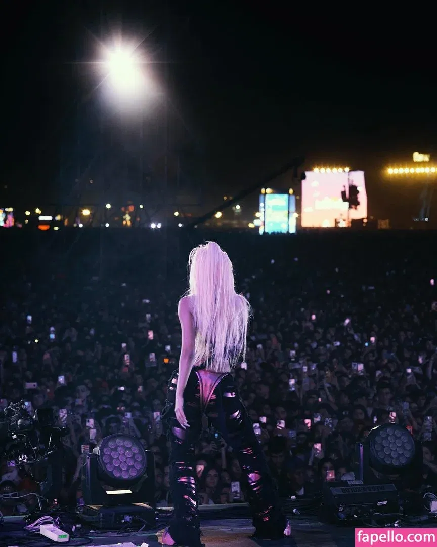 Doja Cat Onlyfans Photo Gallery 