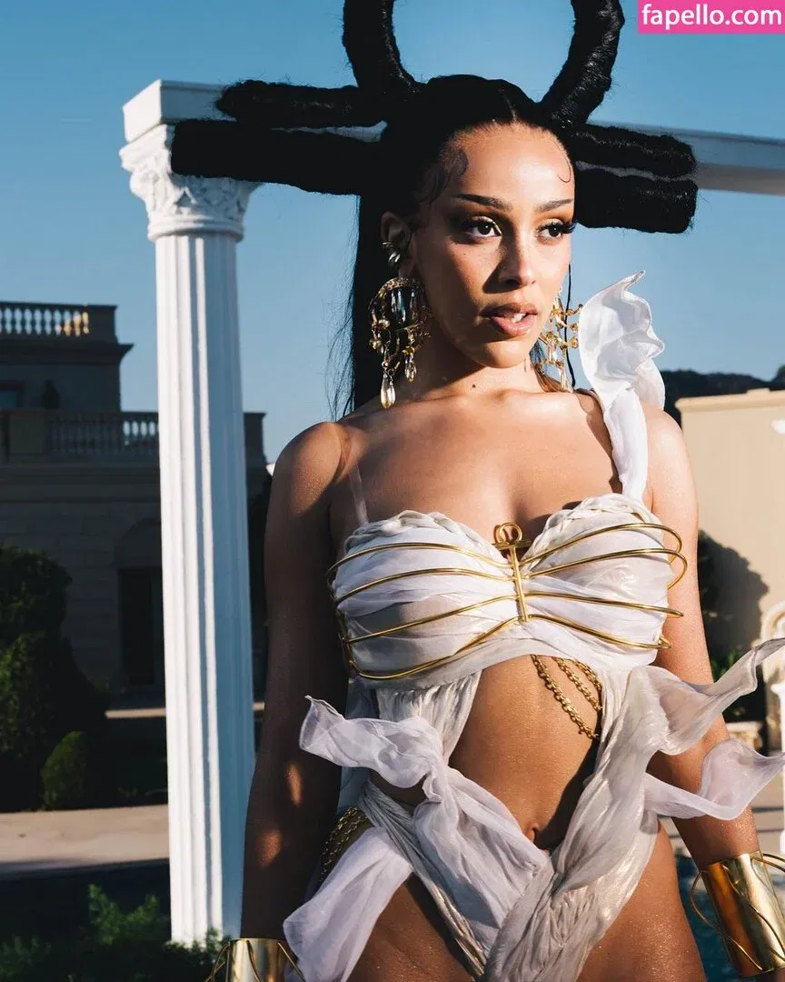 Doja Cat Onlyfans Photo Gallery 
