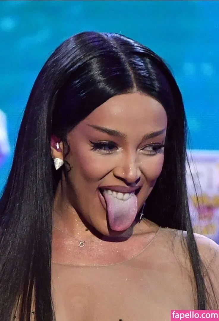Doja Cat Onlyfans Photo Gallery 