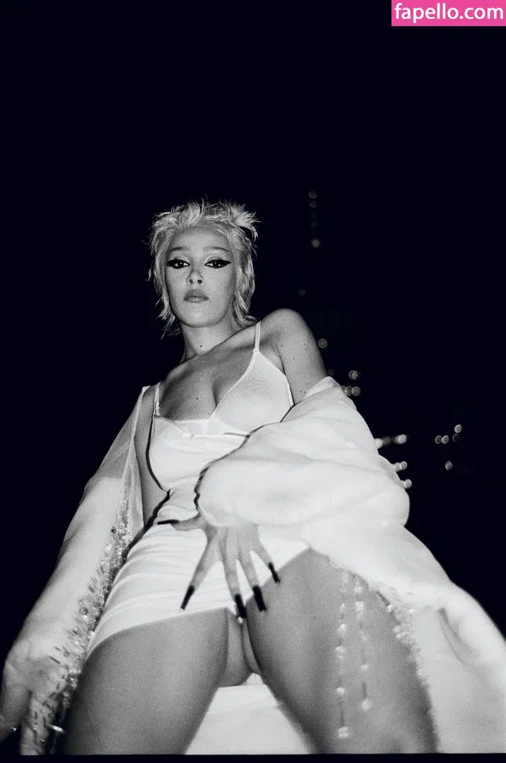 Doja Cat Onlyfans Photo Gallery 