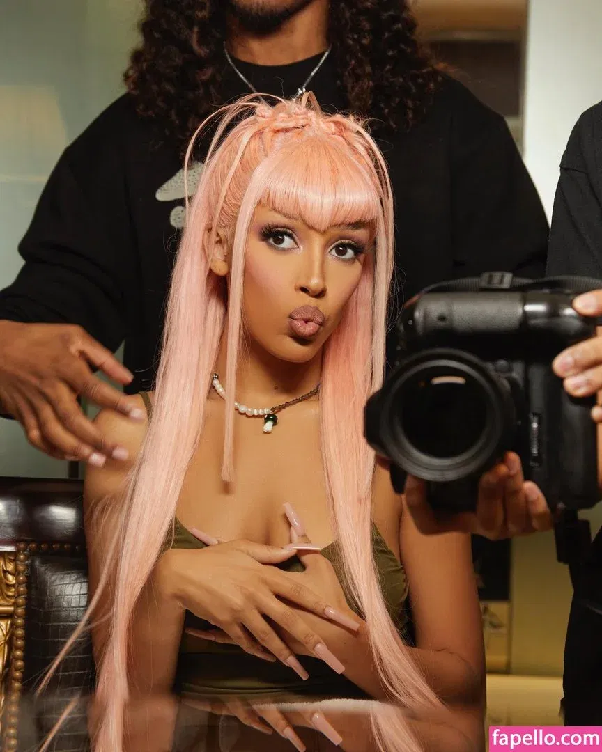 Doja Cat Onlyfans Photo Gallery 