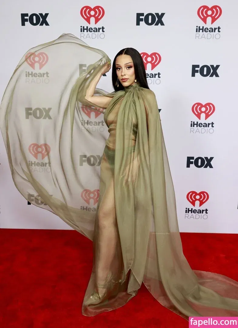 Doja Cat Onlyfans Photo Gallery 