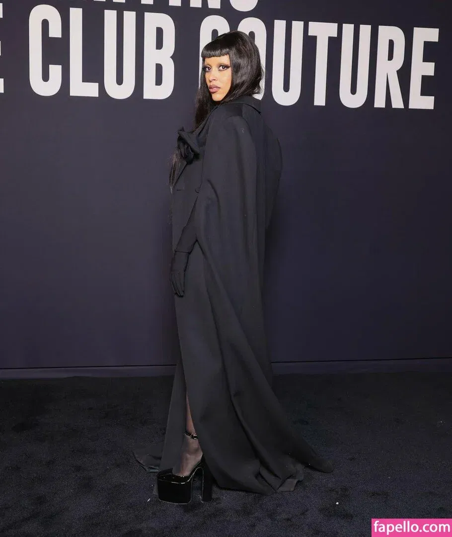 Doja Cat Onlyfans Photo Gallery 