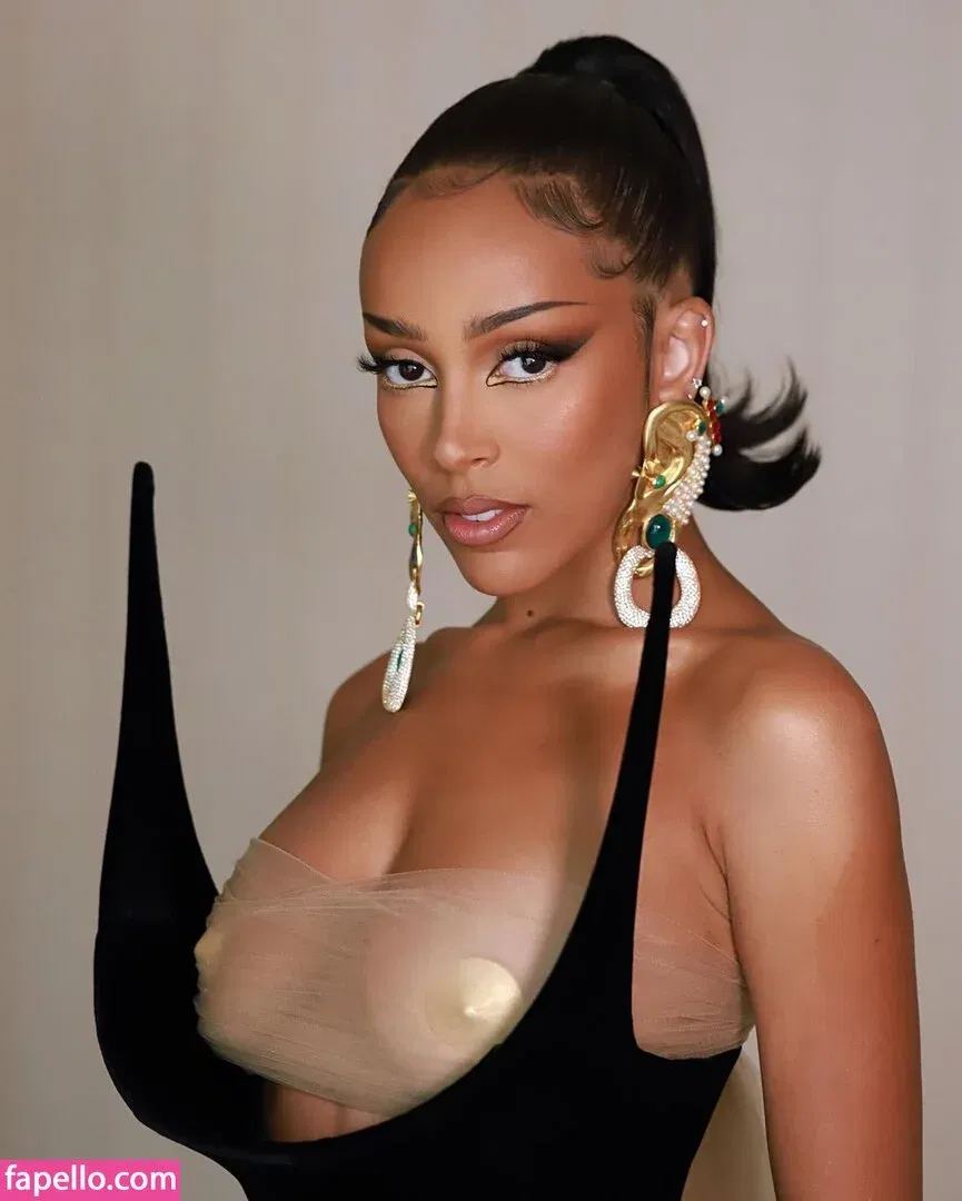 Doja Cat Onlyfans Photo Gallery 