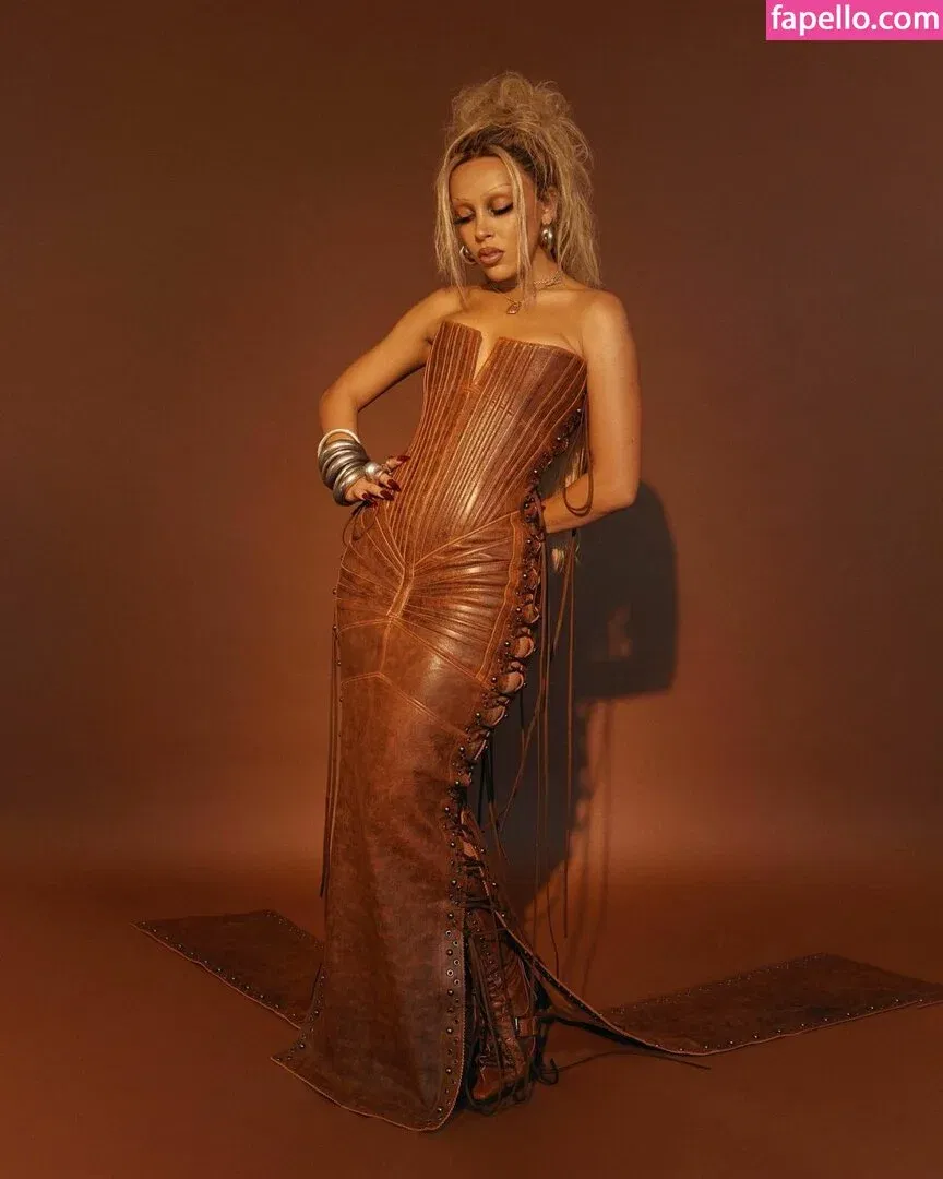 Doja Cat Onlyfans Photo Gallery 