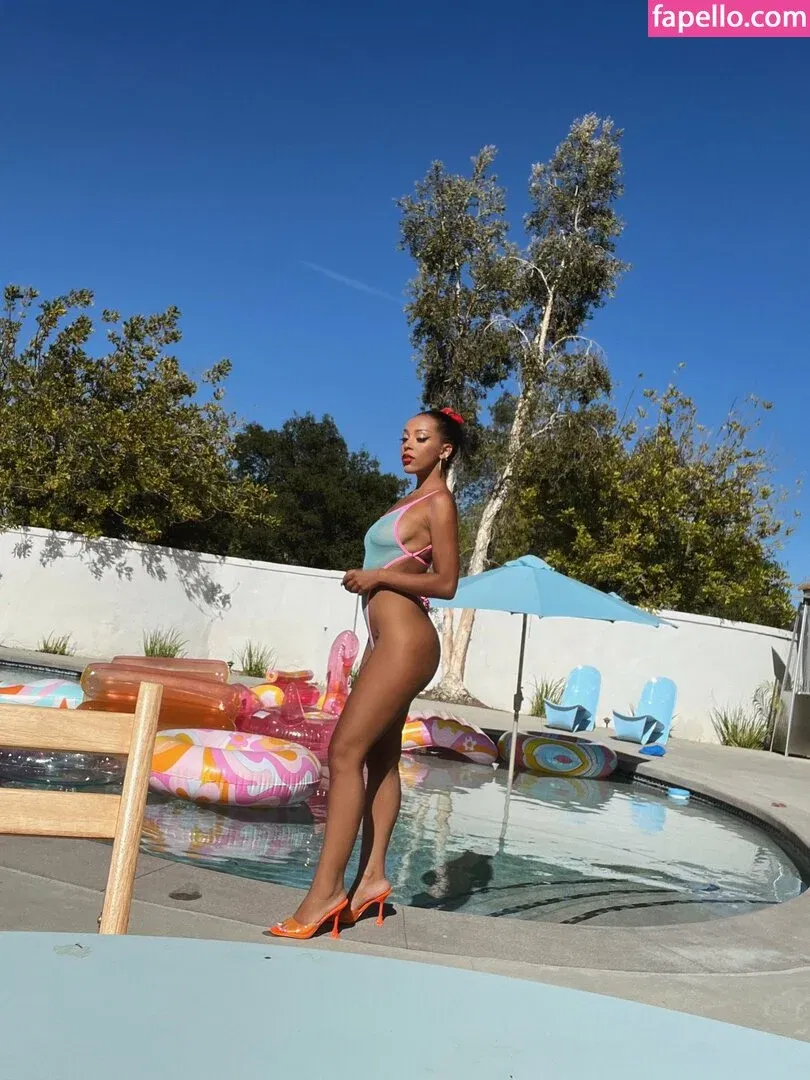 Doja Cat Onlyfans Photo Gallery 