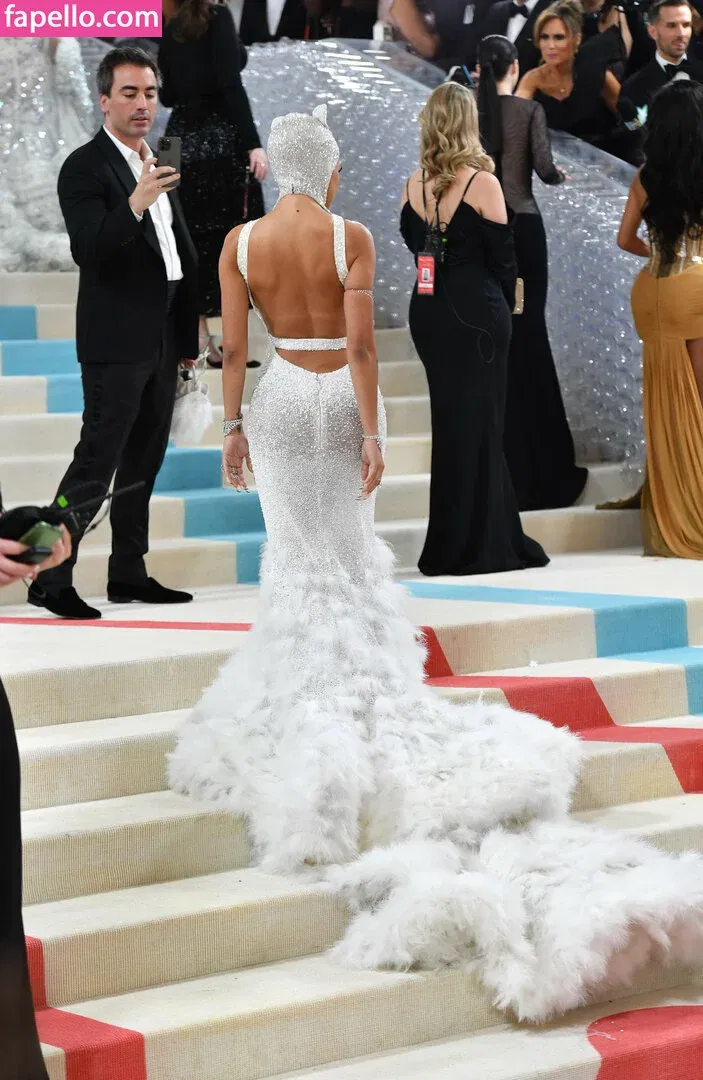 Doja Cat Onlyfans Photo Gallery 