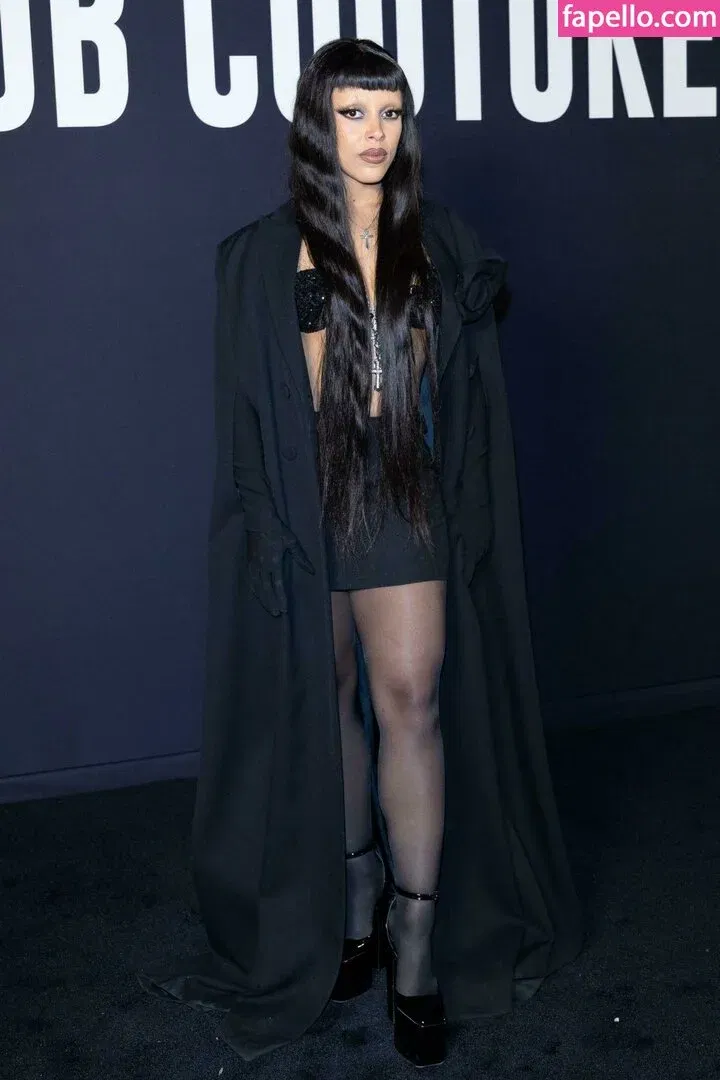 Doja Cat Onlyfans Photo Gallery 