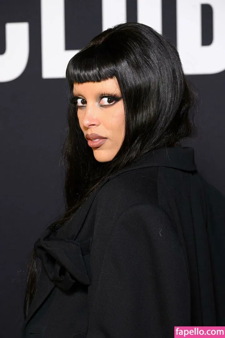 Doja Cat Onlyfans Photo Gallery 