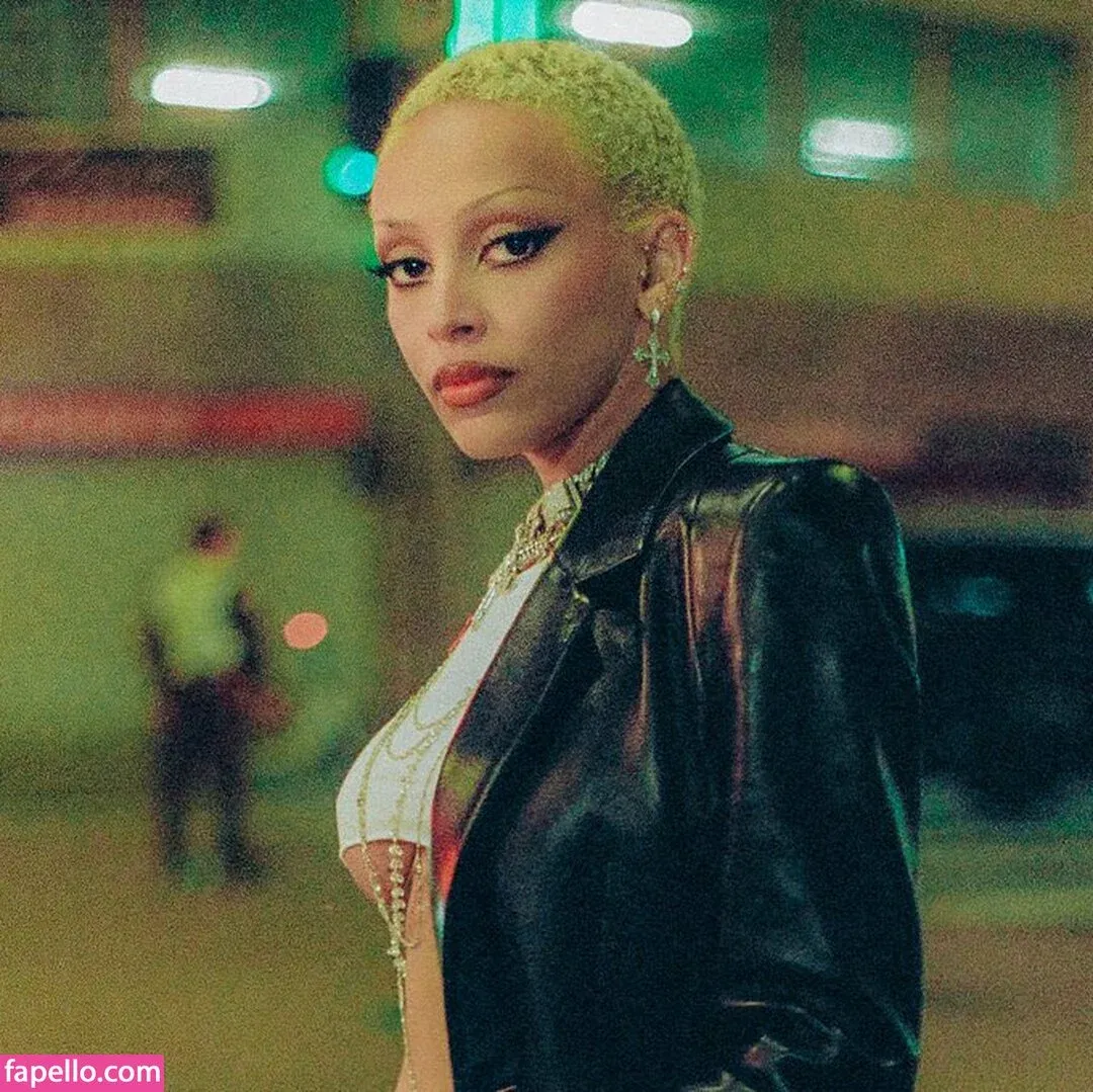 Doja Cat Onlyfans Photo Gallery 