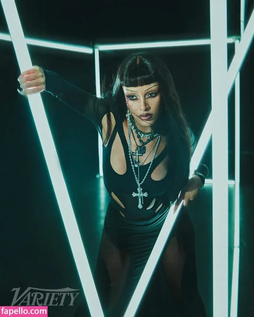 Doja Cat Onlyfans Photo Gallery 