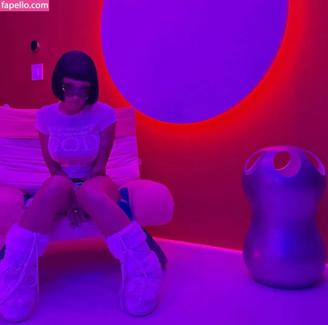 Doja Cat Onlyfans Photo Gallery 