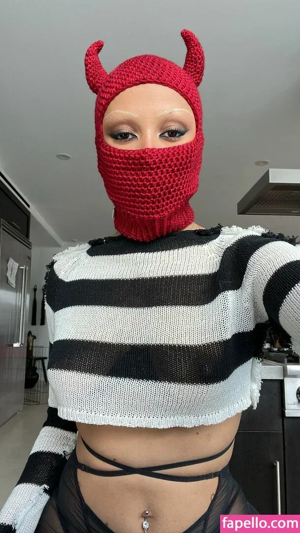 Doja Cat Onlyfans Photo Gallery 