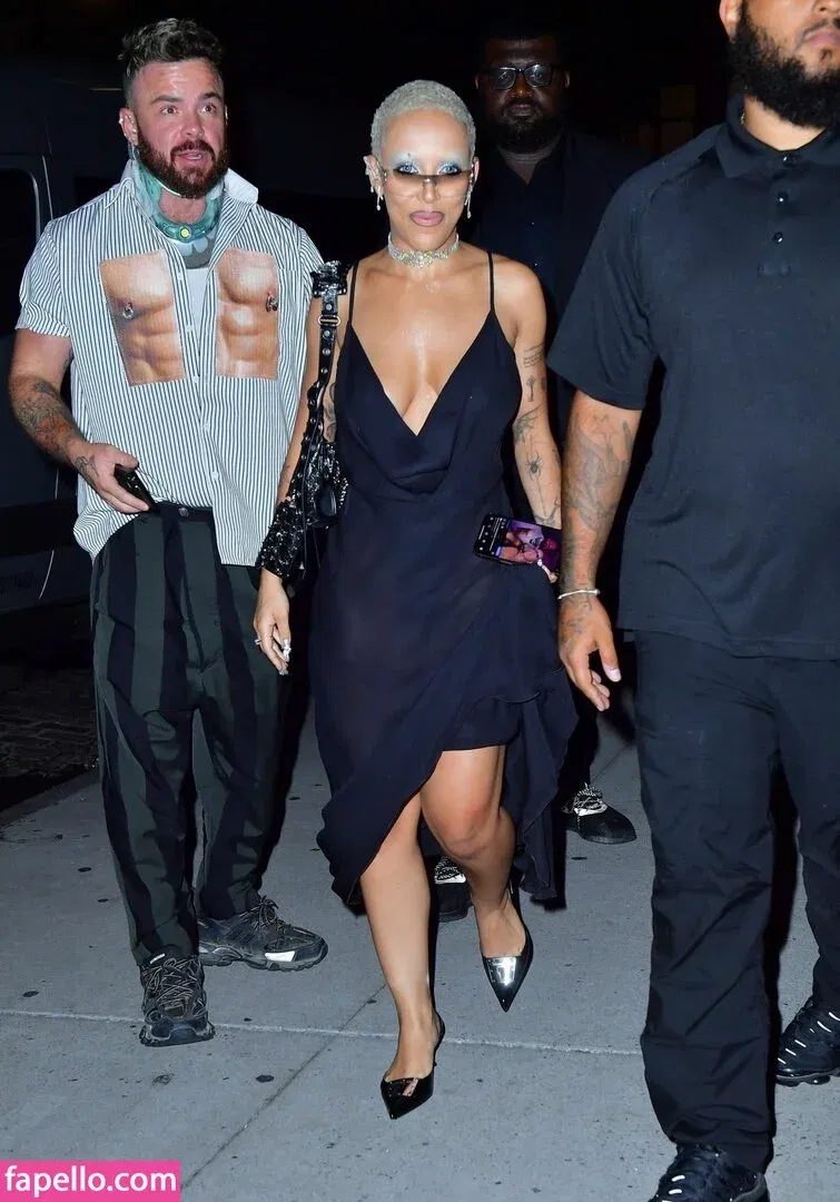 Doja Cat Onlyfans Photo Gallery 