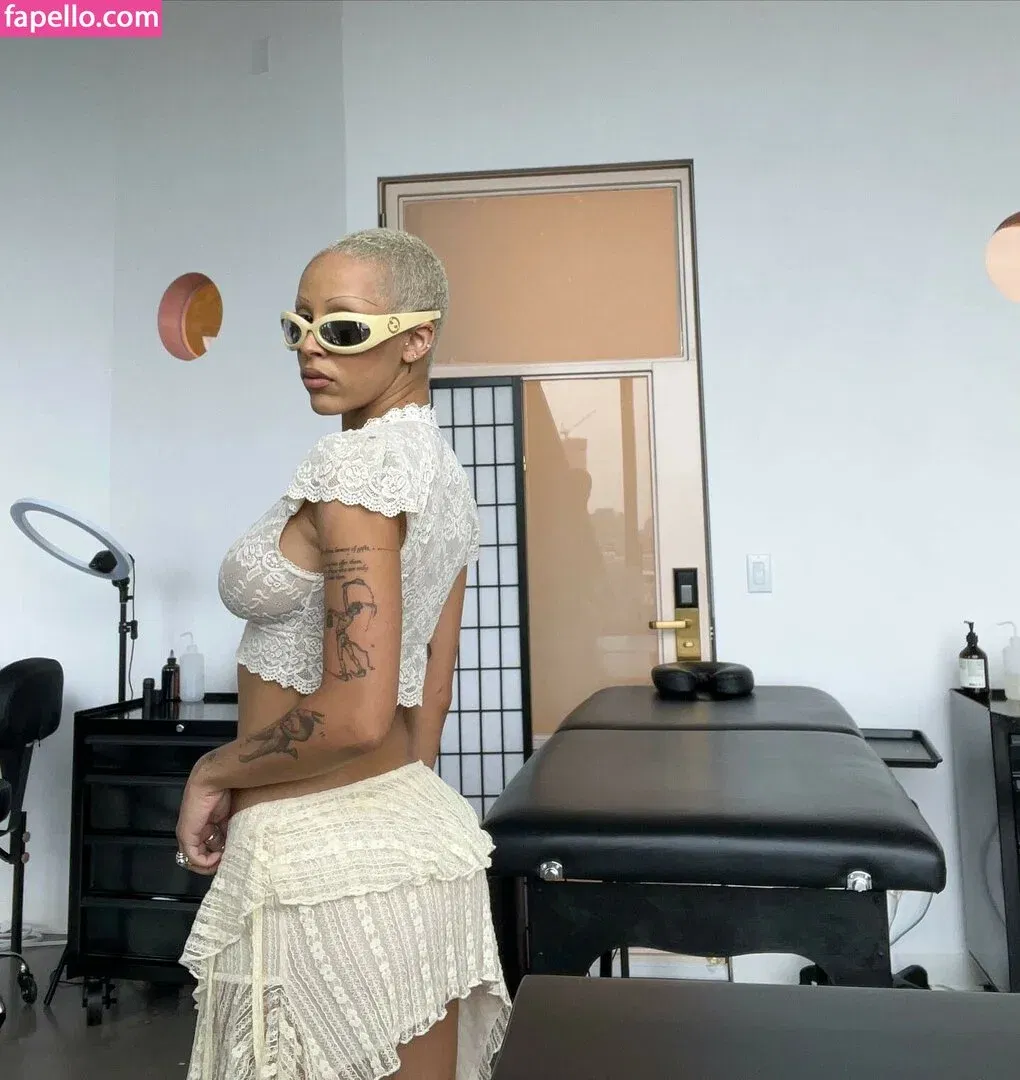 Doja Cat Onlyfans Photo Gallery 