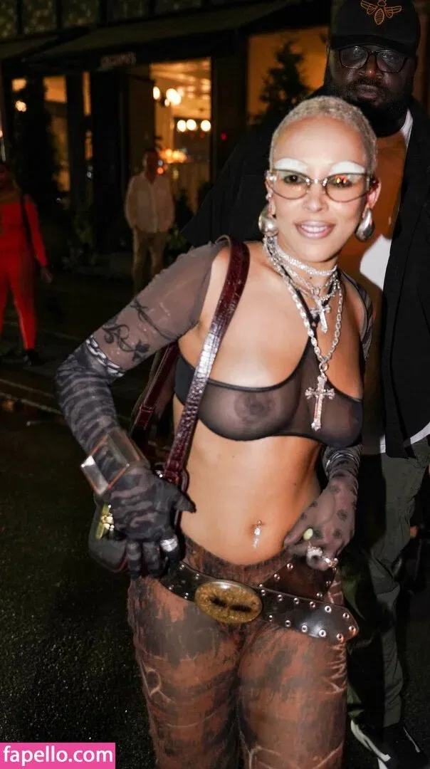 Doja Cat Onlyfans Photo Gallery 