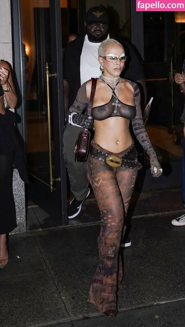 Doja Cat Onlyfans Photo Gallery 