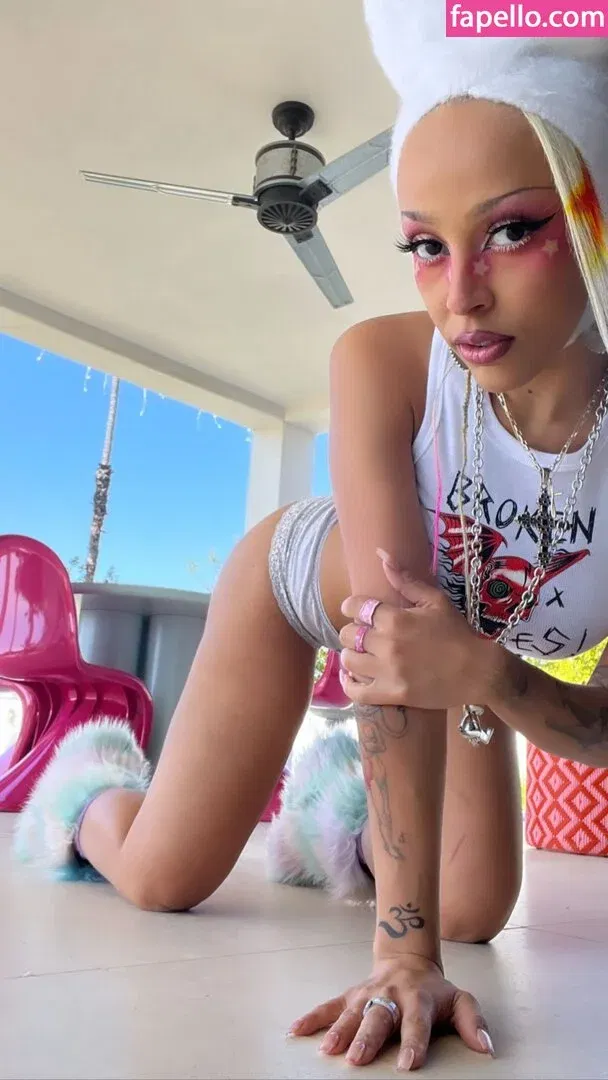 Doja Cat Onlyfans Photo Gallery 