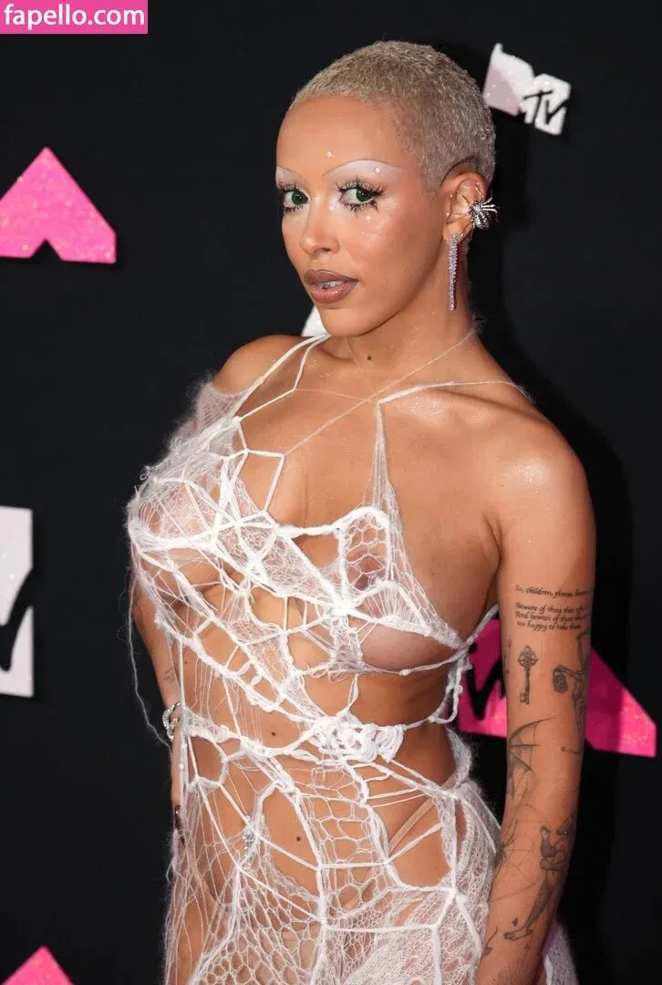 Doja Cat Onlyfans Photo Gallery 