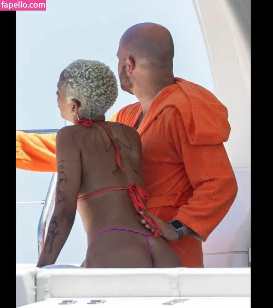 Doja Cat Onlyfans Photo Gallery 