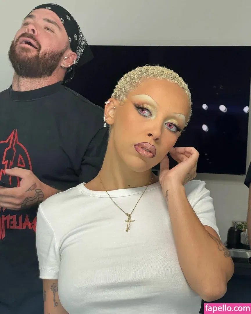 Doja Cat Onlyfans Photo Gallery 