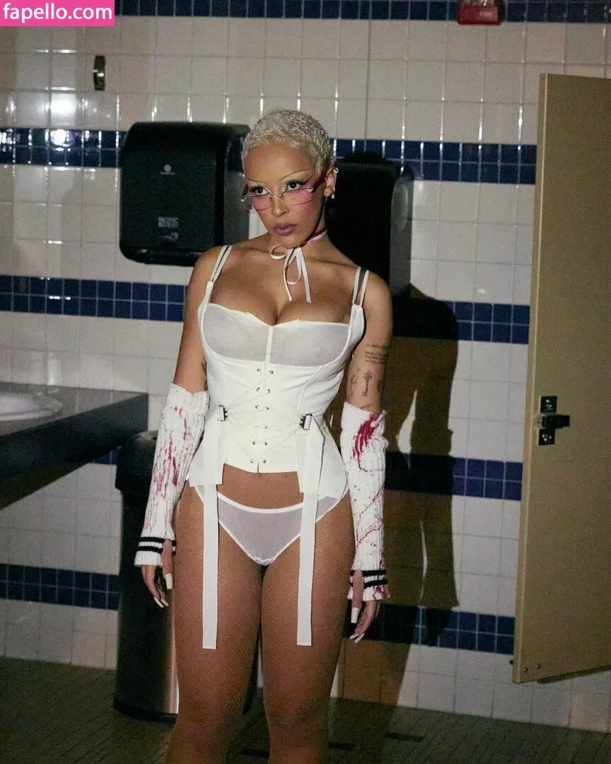 Doja Cat Onlyfans Photo Gallery 