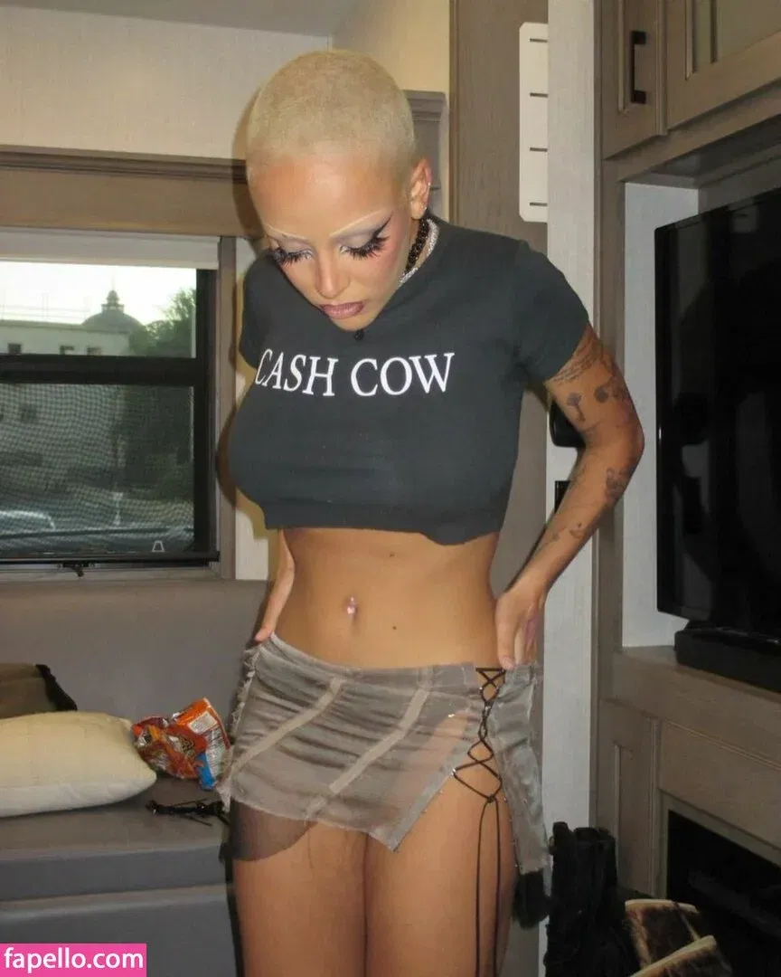 Doja Cat Onlyfans Photo Gallery 