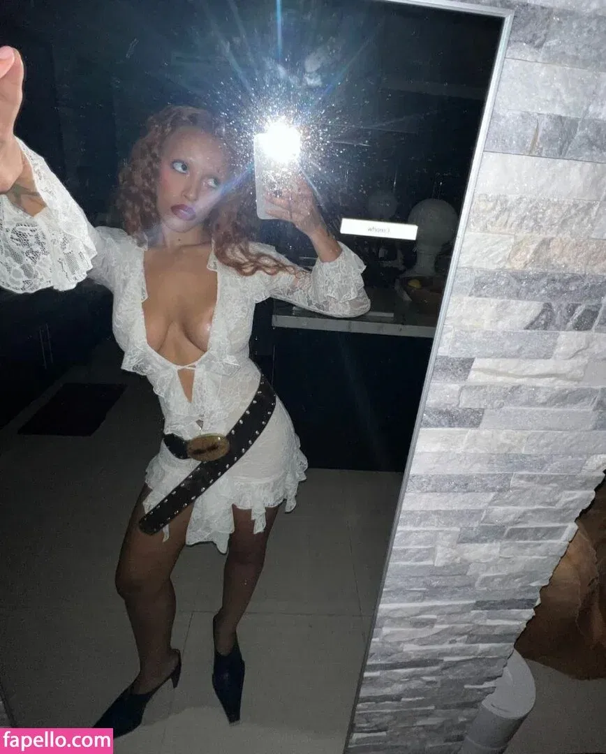 Doja Cat Onlyfans Photo Gallery 