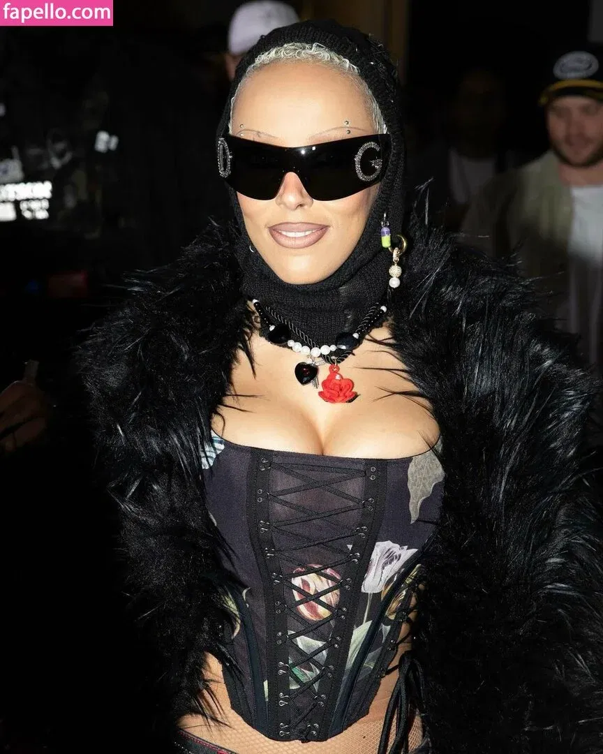 Doja Cat Onlyfans Photo Gallery 