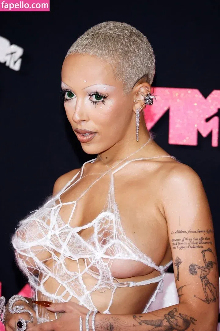 Doja Cat Onlyfans Photo Gallery 