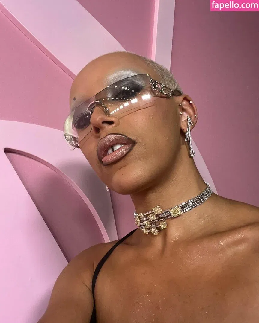 Doja Cat Onlyfans Photo Gallery 
