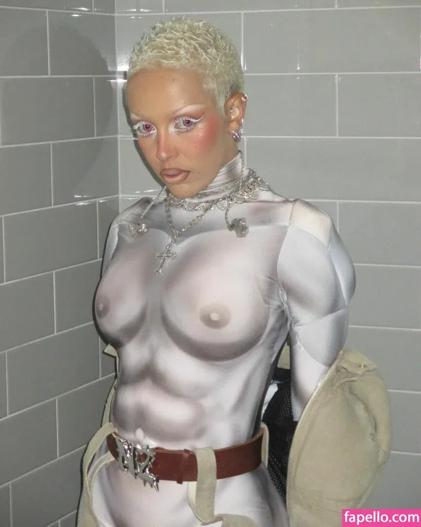 Doja Cat Onlyfans Photo Gallery 