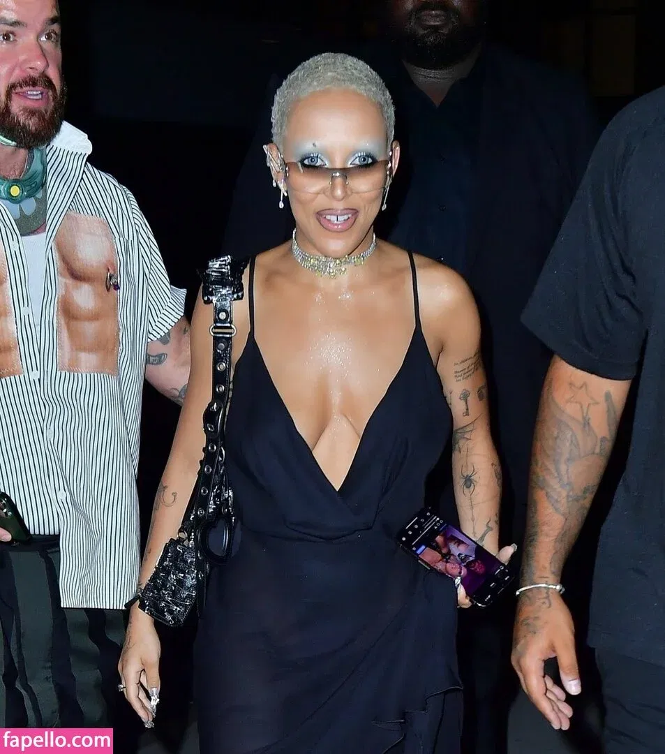 Doja Cat Onlyfans Photo Gallery 