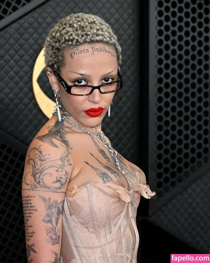 Doja Cat Onlyfans Photo Gallery 